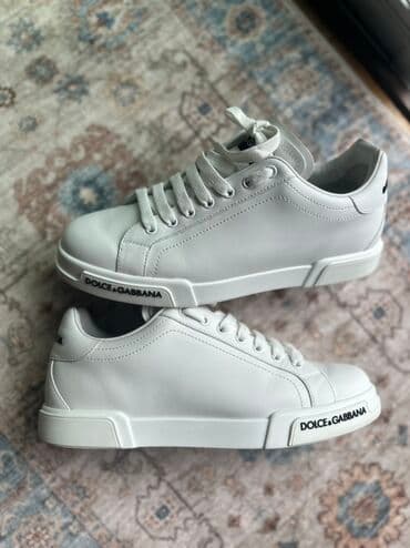 Dolce & Gabbana brendi olan ağ rəngli dəri kişi krossovkalar lalafo.az -da Dolce & Gabbana brendi olan ağ rəngli dəri kişi krossovkalar