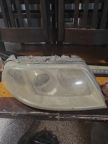 Passat b5 sağ ön fara qırığı çatı yoxdu tam orginaldı qiymətdə endirim lalafo.az -da Passat b5 sağ ön fara qırığı çatı yoxdu tam orginaldı qiymətdə endirim