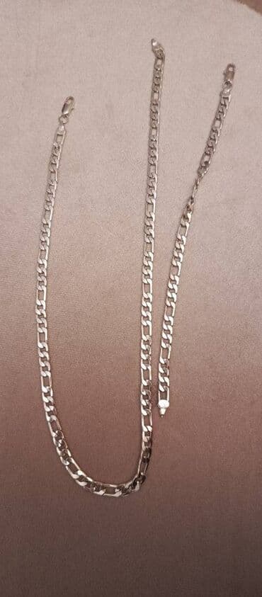 Dəstə daxildir: Bilərzik, Boyunbağı, 925 Əyar lalafo.az -da Dəstə daxildir: Bilərzik, Boyunbağı, 925 Əyar