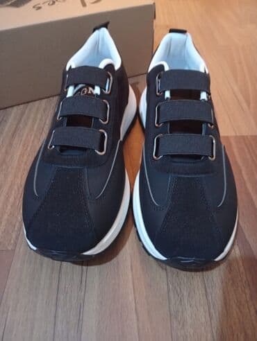 Məhsul: ZEGNA kişi krossovkası. Yeni Alinib Geyinilmeyib Razmeri Uygun lalafo.az -da Məhsul: ZEGNA kişi krossovkası. Yeni Alinib Geyinilmeyib Razmeri Uygun