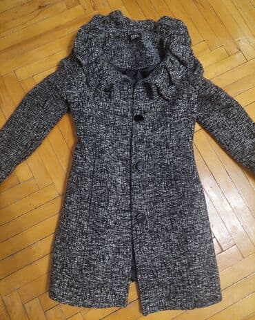 S razmer az geyilmis palto satilir lalafo.az -da S razmer az geyilmis palto satilir