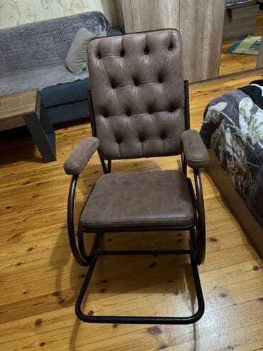 Kreslo 90azn satilir. Unvan xirdalan Nigz lalafo.az -da Kreslo 90azn satilir. Unvan xirdalan Nigz