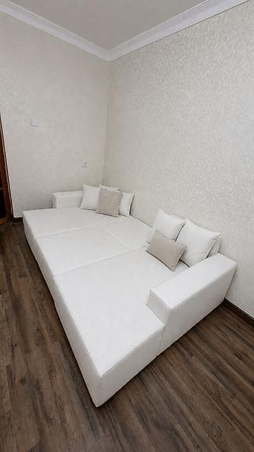 Açılan divan baha alınıb köç ilə əlaqədar satılır.sonu 380. özüm 5 ay lalafo.az -da Açılan divan baha alınıb köç ilə əlaqədar satılır.sonu 380. özüm 5 ay