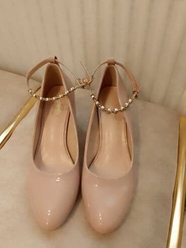 1 dəfə geyinilib 25 m satılır 39 razmer lalafo.az -da 1 dəfə geyinilib 25 m satılır 39 razmer