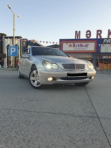 Mercedes-Benz C-Class sedan - Korpus: sedan, gümüşü rəng - Kuzov at lalafo.az Mercedes-Benz C-Class sedan - Korpus: sedan, gümüşü rəng - Kuzov