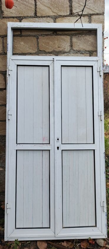 Ağ rəngli plastik (PVC) ikiqanadlı qapı dəsti. Xüsusiyyətlər: - lalafo.az -da Ağ rəngli plastik (PVC) ikiqanadlı qapı dəsti. Xüsusiyyətlər: -