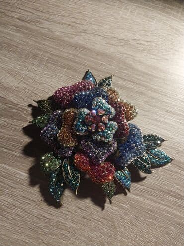 Paltar ustune, saca taxmaq ucun klon temiz qaslar lalafo.az -da Paltar ustune, saca taxmaq ucun klon temiz qaslar