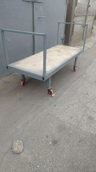 Salam gördüyünüz kimi 4 təkərli (təkərləri 4 - üdə dönən) çarpayıdı lalafo.az -da Salam gördüyünüz kimi 4 təkərli (təkərləri 4 - üdə dönən) çarpayıdı