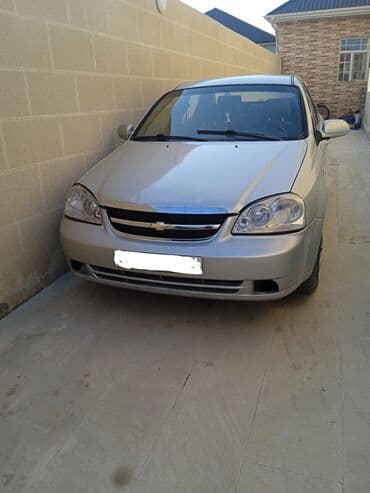 Chevrolet Lacetti sedan – gümüşü rəng. - Kuzov: 4 qapılı sedan, gümüş lalafo.az -da Chevrolet Lacetti sedan – gümüşü rəng. - Kuzov: 4 qapılı sedan, gümüş