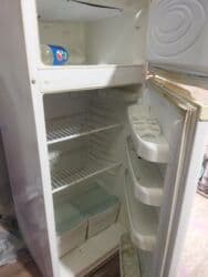 İşlənmiş 2 qapılı Soyuducu Satılır, rəng - Ağ, Təkərli lalafo.az -da İşlənmiş 2 qapılı Soyuducu Satılır, rəng - Ağ, Təkərli