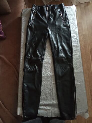 Qadın dərili görünümlü şalvar - Rəng: qara, parlaq - Material lalafo.az -da Qadın dərili görünümlü şalvar - Rəng: qara, parlaq - Material