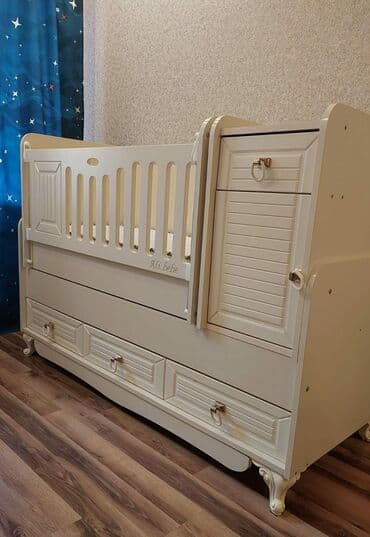 Oğlan və qız üçün, İşlənmiş, Dördbucaq, Beşik, Matras ilə, Yellənmə mexanizm ilə lalafo.az -da Oğlan və qız üçün, İşlənmiş, Dördbucaq, Beşik, Matras ilə, Yellənmə mexanizm ilə