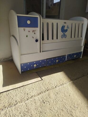 Oğlan və qız üçün, Dördbucaq, Beşik, Dəstsiz, Matrassız, Yellənmə mexanizmsiz lalafo.az -da Oğlan və qız üçün, Dördbucaq, Beşik, Dəstsiz, Matrassız, Yellənmə mexanizmsiz