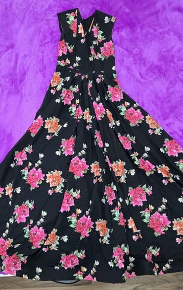 Lady Sharm mağazasından baha alınıb. İki dəfə toya geyinilib lalafo.az -da Lady Sharm mağazasından baha alınıb. İki dəfə toya geyinilib