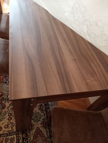 Qonaq otağı üçün, İşlənmiş, Açılmayan, Kvadrat masa, 4 stul lalafo.az -da Qonaq otağı üçün, İşlənmiş, Açılmayan, Kvadrat masa, 4 stul
