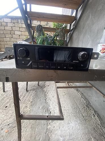 Mercedes‑Benz orijinal multimedia/radio başlıq bloku Model/Məlumat lalafo.az -da Mercedes‑Benz orijinal multimedia/radio başlıq bloku Model/Məlumat