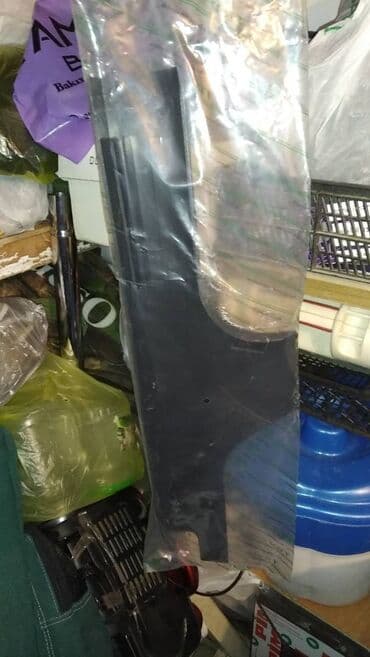 Mersedes C-ka ucun arxa gapinin alt dabanlig plasmasi satiram 25m lalafo.az -da Mersedes C-ka ucun arxa gapinin alt dabanlig plasmasi satiram 25m