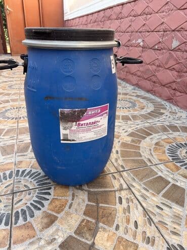 Plastik qapaqlı mavi çən/boçka - Həcm: 30 litr (korpus üzərində 30L lalafo.az -da Plastik qapaqlı mavi çən/boçka - Həcm: 30 litr (korpus üzərində 30L