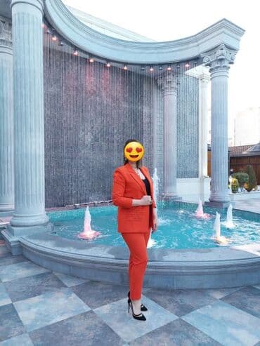 Chox az geynilib bahali maldir beden olchusu 38-40 lalafo.az -da Chox az geynilib bahali maldir beden olchusu 38-40