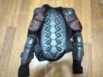 Atrox motosikl qoruyucu geyim, cəmi 2 dəfə istifadə olunub. Ehtiyyacım lalafo.az -da Atrox motosikl qoruyucu geyim, cəmi 2 dəfə istifadə olunub. Ehtiyyacım