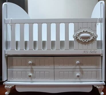 Oğlan və qız üçün, İşlənmiş, Dördbucaq, Beşik, Dəst ilə, Matras ilə, Yellənmə mexanizm ilə lalafo.az -da Oğlan və qız üçün, İşlənmiş, Dördbucaq, Beşik, Dəst ilə, Matras ilə, Yellənmə mexanizm ilə