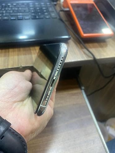 IPhone 11 Pro, Gümüşü, Face ID lalafo.az -da IPhone 11 Pro, Gümüşü, Face ID