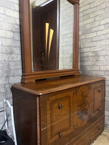 Güzgülü, Malayziya lalafo.az -da Güzgülü, Malayziya