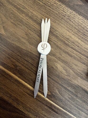 Ручки: Phibrows qelem original 80 azn iynelerle birge PB kompas 100 azn at lalafo.az — 3 Ручки: Phibrows qelem original 80 azn iynelerle birge PB kompas 100 azn — 3