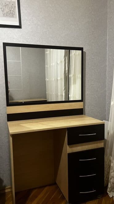 Пуфики: Односпальная кровать, Комод, Б/у at lalafo.az — 1 Пуфики: Односпальная кровать, Комод, Б/у — 1