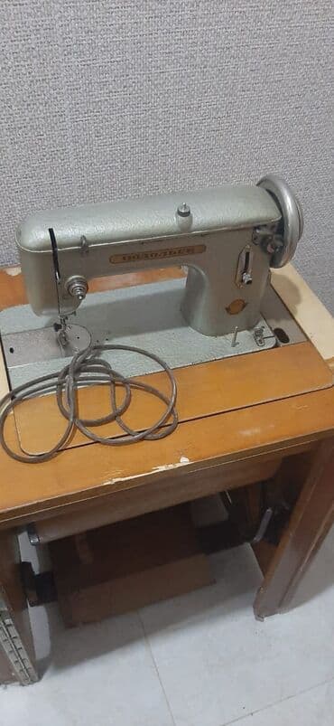 Tikiş maşını Mexaniki, 1 saplı lalafo.az -da Tikiş maşını Mexaniki, 1 saplı