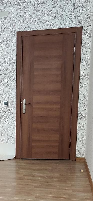 6 ədəd: MDF interyer qapısı – qəhvəyi/taxta tekstur. Əla vəziyyətdə.👍🏼 lalafo.az -da 6 ədəd: MDF interyer qapısı – qəhvəyi/taxta tekstur. Əla vəziyyətdə.👍🏼