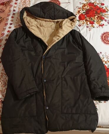 Qadınlar üçün qış paltosu - Rəng: xarici tərəfi qara, iç astarı bej - lalafo.az -da Qadınlar üçün qış paltosu - Rəng: xarici tərəfi qara, iç astarı bej -