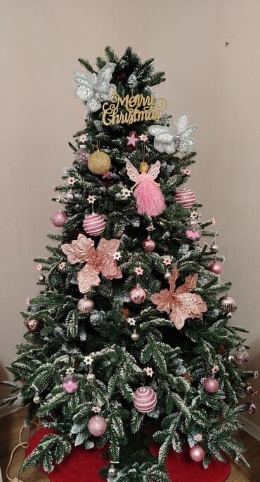 Bəzədilmiş Yeni il ağacı – şam görünüşlü, qarlı effektli budaqlarla lalafo.az -da Bəzədilmiş Yeni il ağacı – şam görünüşlü, qarlı effektli budaqlarla