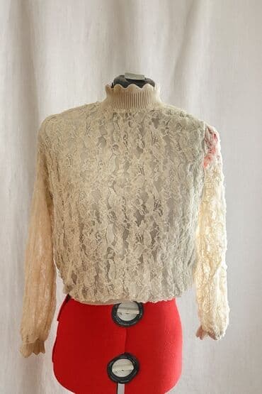 Krem rəngli krujeva bluz. Az geyilinib lalafo.az -da Krem rəngli krujeva bluz. Az geyilinib