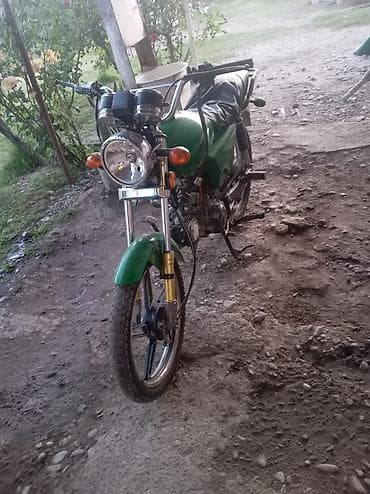 Yaşıl rəngli yüngül motosiklet 110cc təkər təzə - Klassik dairəvi ön lalafo.az -da Yaşıl rəngli yüngül motosiklet 110cc təkər təzə - Klassik dairəvi ön