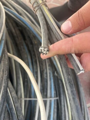 Alüminium damarlı elektrik kabeli dəsti - Material: çoxdamarlı lalafo.az -da Alüminium damarlı elektrik kabeli dəsti - Material: çoxdamarlı
