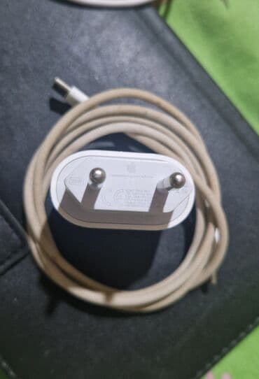 Simsiz şarj cihazı Apple, 20 Vt, İşlənmiş lalafo.az -da Simsiz şarj cihazı Apple, 20 Vt, İşlənmiş