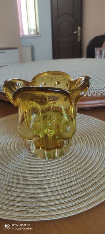 Bir vaza, Xrustal lalafo.az -da Bir vaza, Xrustal