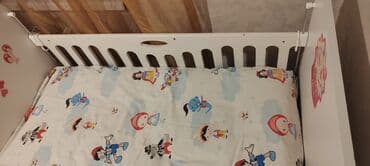 Qız üçün, Dördbucaq, Beşik, Dəst ilə, Matras ilə, Yellənmə mexanizmsiz lalafo.az -da Qız üçün, Dördbucaq, Beşik, Dəst ilə, Matras ilə, Yellənmə mexanizmsiz