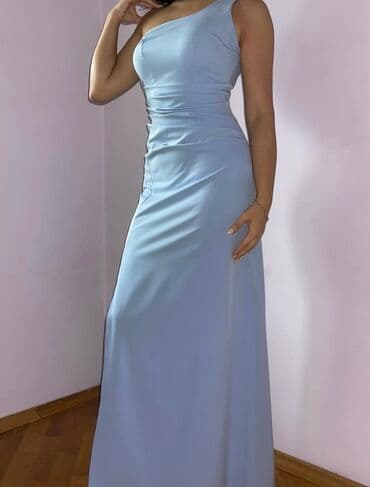 Zərif mavi rəngdə uzun ziyafət/gecə libası. Kirayə verilir - Dizayn lalafo.az -da Zərif mavi rəngdə uzun ziyafət/gecə libası. Kirayə verilir - Dizayn