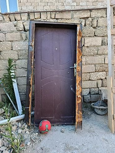 İşlənmiş Giriş qapısı 90x200 sm Çərçivə ilə, Zəmanətsiz, Ünvandan götürmə lalafo.az -da İşlənmiş Giriş qapısı 90x200 sm Çərçivə ilə, Zəmanətsiz, Ünvandan götürmə