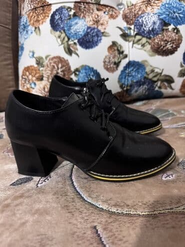 Qadın ayaqqabısı 35 razmer lalafo.az -da Qadın ayaqqabısı 35 razmer