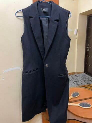 Qadınlar üçün uzun qolsuz jilet – MEXX - Rəng: qara - Kəsim: uzun lalafo.az -da Qadınlar üçün uzun qolsuz jilet – MEXX - Rəng: qara - Kəsim: uzun