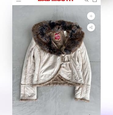 Miss Sixty qadın kürklü gödəkçə - Rəng: açıq bej/krem - Qısa kəsim lalafo.az -da Miss Sixty qadın kürklü gödəkçə - Rəng: açıq bej/krem - Qısa kəsim