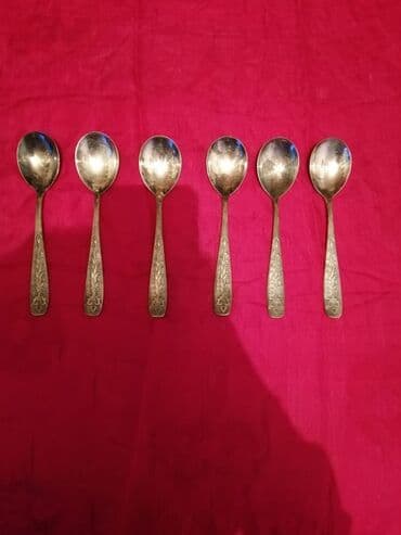 Мельхёровые десертные ложки 6 штук - 45 манат. Чайные + один обеденный lalafo.az -da Мельхёровые десертные ложки 6 штук - 45 манат. Чайные + один обеденный