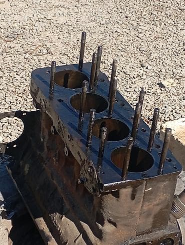 Məhsul: Dörd silindrli mühərrik bloku Təsvir: - Döküm dəmir korpuslu lalafo.az -da Məhsul: Dörd silindrli mühərrik bloku Təsvir: - Döküm dəmir korpuslu