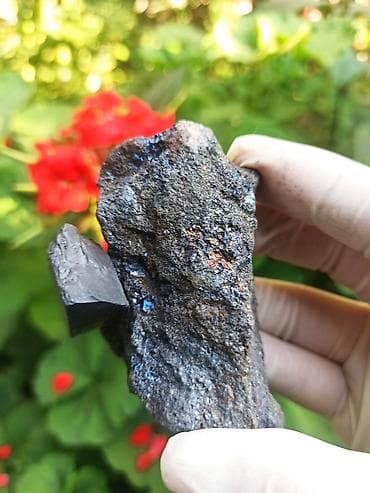 Təbii Maqnetit Daşı Satılır | Magnetite / Lodestone 🧲 💎 Tam təbii və at lalafo.az Təbii Maqnetit Daşı Satılır | Magnetite / Lodestone 🧲 💎 Tam təbii və