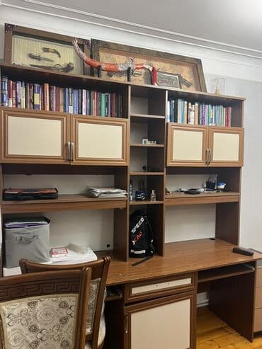 Офисные шкафы: İki iş yeri üçün nəzərdə tutulmuş böyük kompüter/iş stolu və kitab at lalafo.az — 1 Офисные шкафы: İki iş yeri üçün nəzərdə tutulmuş böyük kompüter/iş stolu və kitab — 1