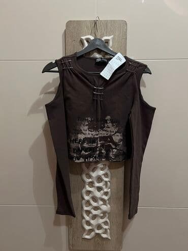 Kofta Tezedi .Etiket ustunde.Russiyadan gelib.Gloriya jens brendine lalafo.az -da Kofta Tezedi .Etiket ustunde.Russiyadan gelib.Gloriya jens brendine