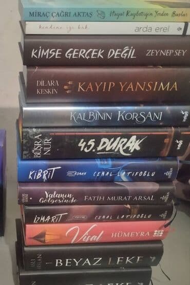 Şekilde gördüyünüz kitabları satıram beyaz leke kibrit izmarit kimse lalafo.az -da Şekilde gördüyünüz kitabları satıram beyaz leke kibrit izmarit kimse